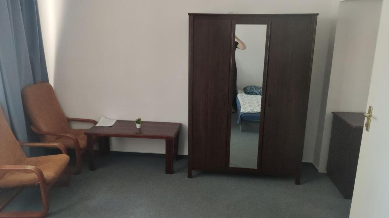 Rooms In The Centrum Of Varsó Kültér fotó
